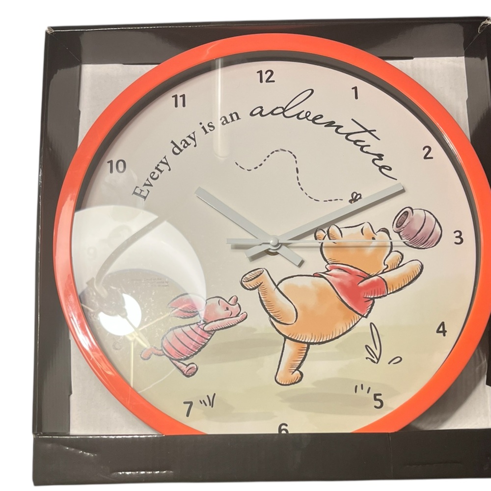 Disney Winnie the Pooh Wall Clock